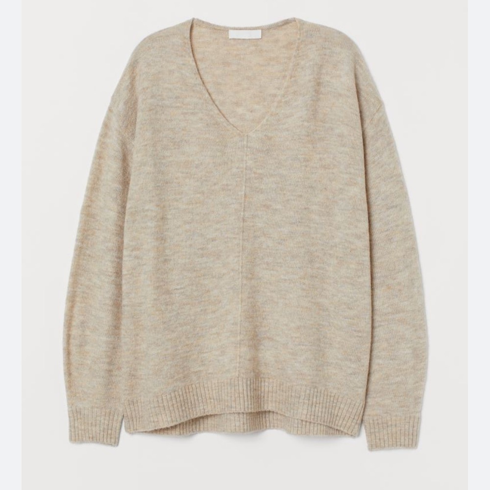 H&M | Fine-knit V-neck Tan Sweater Size M NWT